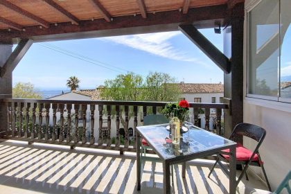 f7e2bc3bb2872f49488b90c6bec13afc - 2