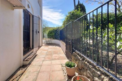 f7e2bc3bb2872f49488b90c6bec13afc - 23