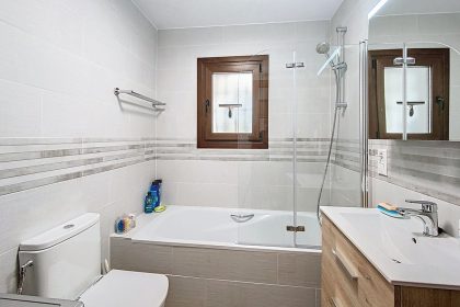 f7e2bc3bb2872f49488b90c6bec13afc - 34