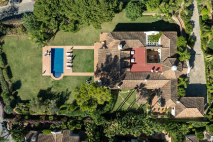 f7fafa4f83202bda401588c8353ce803 - 24