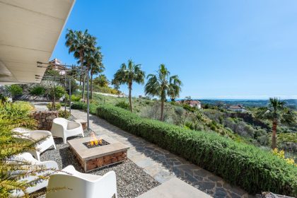 f80caec1c9649ba04c1c84c61a6e8bc9 - 11