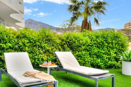 f8e0b393b075f136dd8772671859dc41 - 1