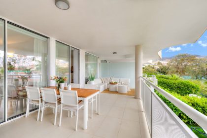 f8e0b393b075f136dd8772671859dc41 - 12