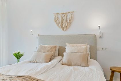 f8e0b393b075f136dd8772671859dc41 - 16