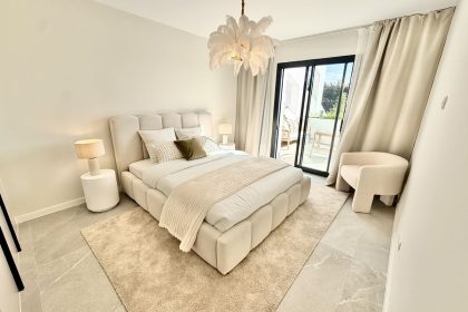 f919c2e01b195ff2c620658d66548837 - 13