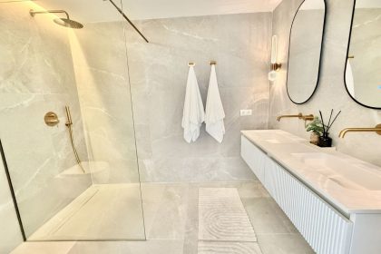 f919c2e01b195ff2c620658d66548837 - 15