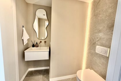 f919c2e01b195ff2c620658d66548837 - 17