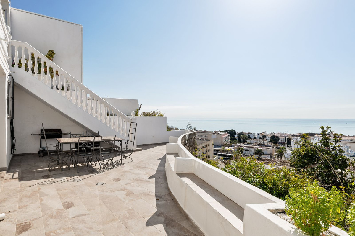 fa580b2029218afdbd4dc2f350e4b40e - 12