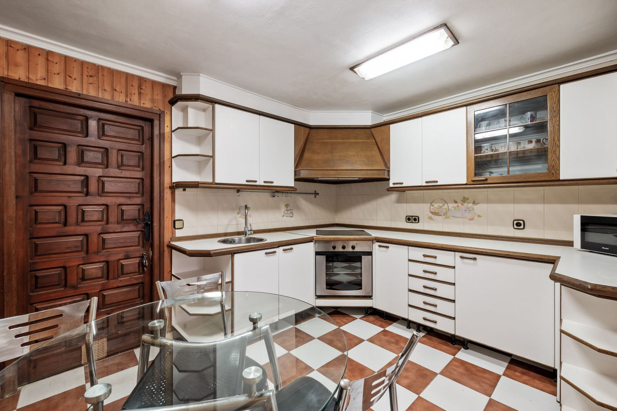 fa580b2029218afdbd4dc2f350e4b40e - 17