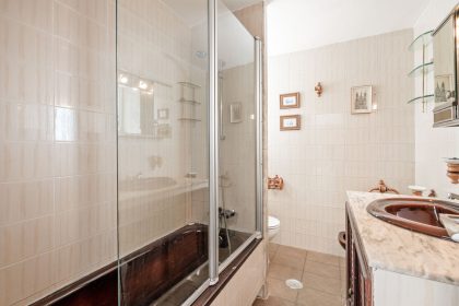 fa580b2029218afdbd4dc2f350e4b40e - 22