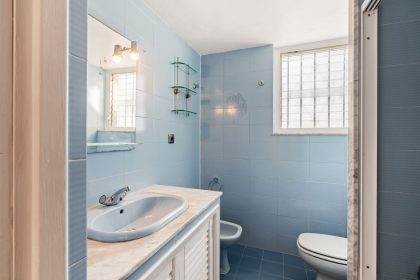 fa580b2029218afdbd4dc2f350e4b40e - 25