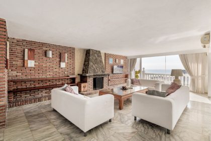 fa580b2029218afdbd4dc2f350e4b40e - 8