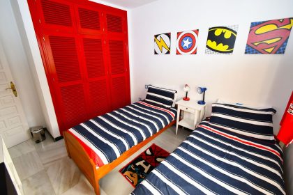 fa77ab4201a4a687005401cf0f5c6be1 - 28