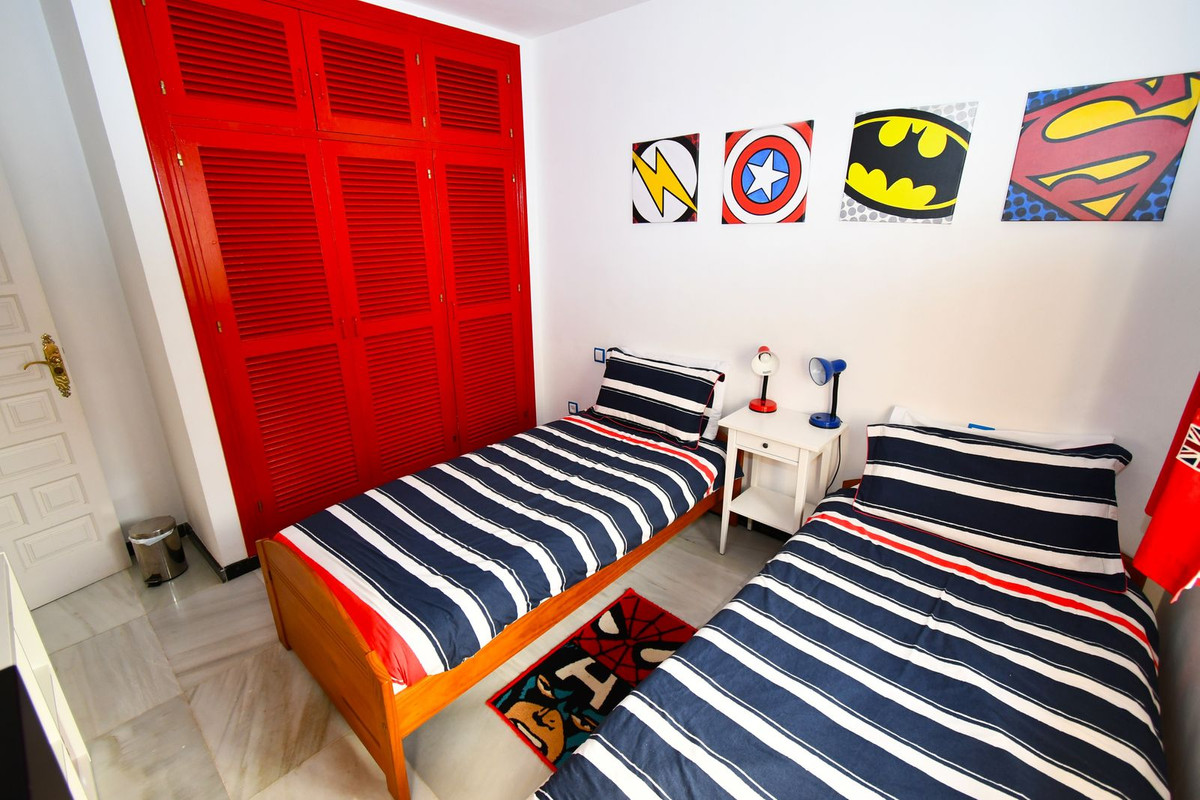 fa77ab4201a4a687005401cf0f5c6be1 - 28