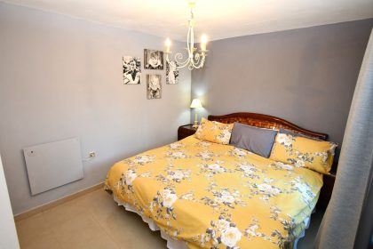 fa77ab4201a4a687005401cf0f5c6be1 - 44