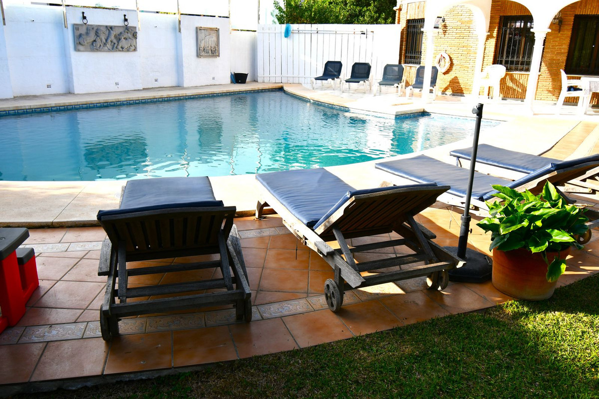 fa77ab4201a4a687005401cf0f5c6be1 - 7