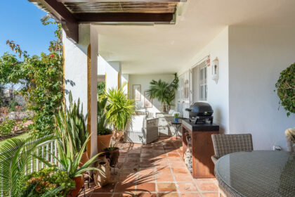 fad0f72a4632e738aa7d0b5c122bdbed - 13