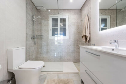 fad0f72a4632e738aa7d0b5c122bdbed - 16