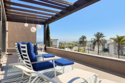 fb21c4ef38980ee6ae9e02bace8346dd - 12