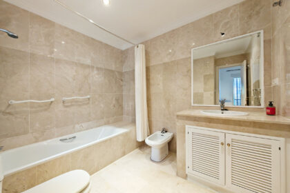 fb228128524876c5e768776239d60270 - 10