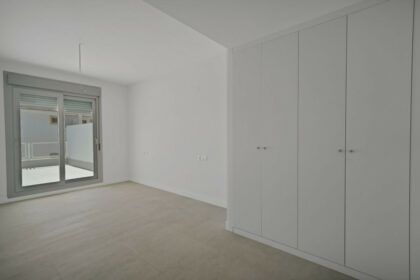 fb5ab64f4c728f0bc1a37f9e1655168b - 10