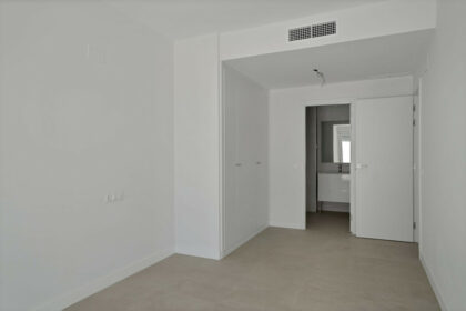 fb5ab64f4c728f0bc1a37f9e1655168b - 12