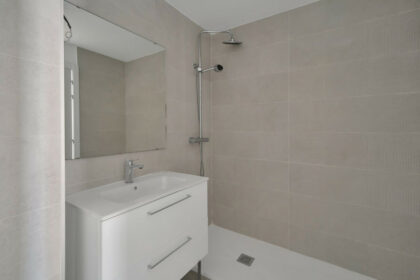 fb5ab64f4c728f0bc1a37f9e1655168b - 13