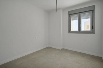 fb5ab64f4c728f0bc1a37f9e1655168b - 16