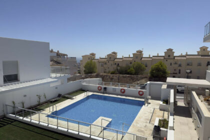 fb5ab64f4c728f0bc1a37f9e1655168b - 20