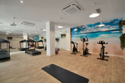 fb5ab64f4c728f0bc1a37f9e1655168b - 24