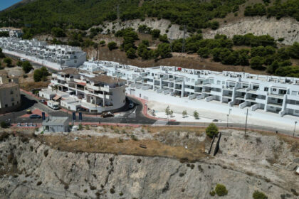 fb5ab64f4c728f0bc1a37f9e1655168b - 26