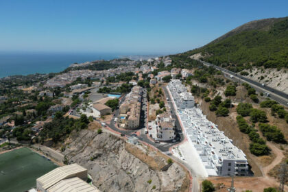 fb5ab64f4c728f0bc1a37f9e1655168b - 27