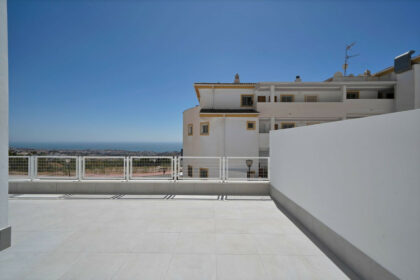 fb5ab64f4c728f0bc1a37f9e1655168b - 4