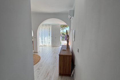 fbdedc96747ea1a7f4ebe7d394b4dafc - 14