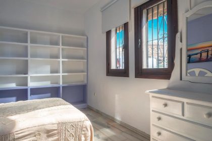 fbe25b6cb87b5486823b7eac89e81507 - 12