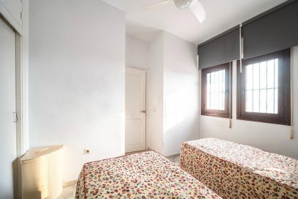 fbe25b6cb87b5486823b7eac89e81507 - 15