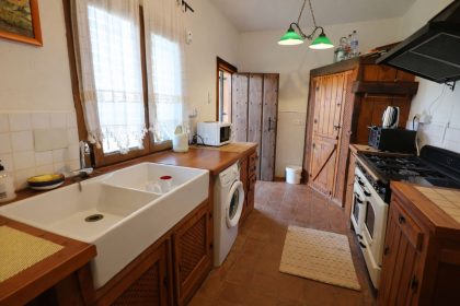 fc2033520b0c430722ec61de29e4a59e - 16