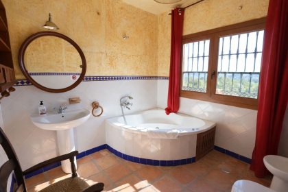 fc2033520b0c430722ec61de29e4a59e - 34