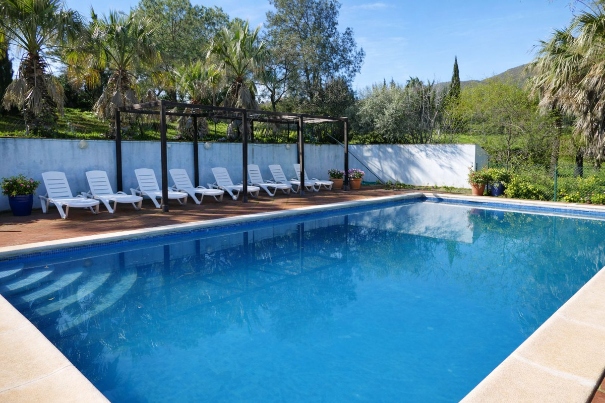 fc2033520b0c430722ec61de29e4a59e - 4