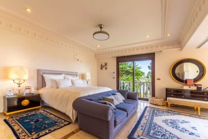 fc2d12409d2cf4e0acbf41c984866035 - 26