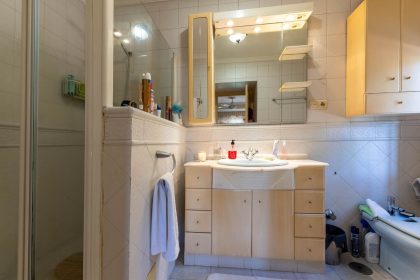 fc2d12409d2cf4e0acbf41c984866035 - 47