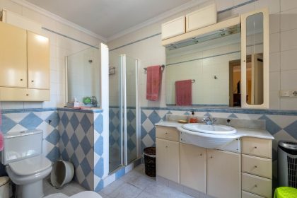 fc2d12409d2cf4e0acbf41c984866035 - 49