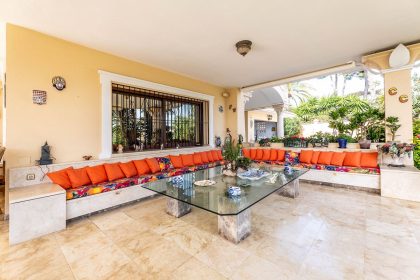 fc2d12409d2cf4e0acbf41c984866035 - 55