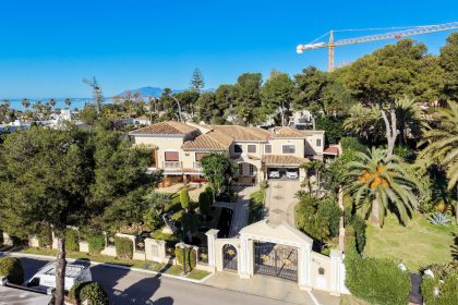 fc2d12409d2cf4e0acbf41c984866035 - 75