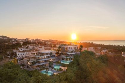 fc7563411adc7d7b1ee4e71313b256a9 - 20