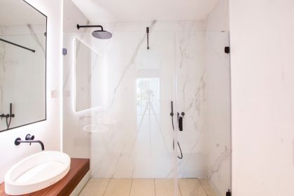 fc7563411adc7d7b1ee4e71313b256a9 - 24