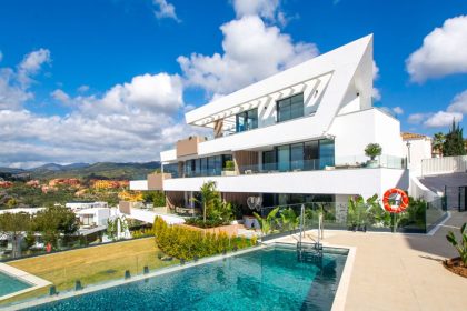 fc7563411adc7d7b1ee4e71313b256a9 - 31