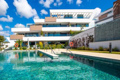 fc7563411adc7d7b1ee4e71313b256a9 - 33