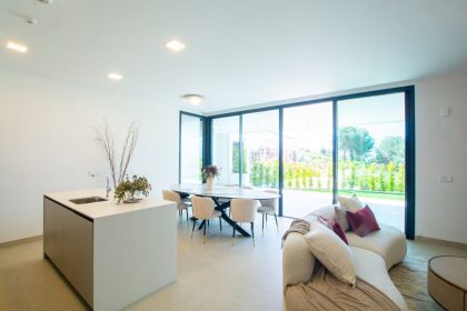 fc7563411adc7d7b1ee4e71313b256a9 - 6