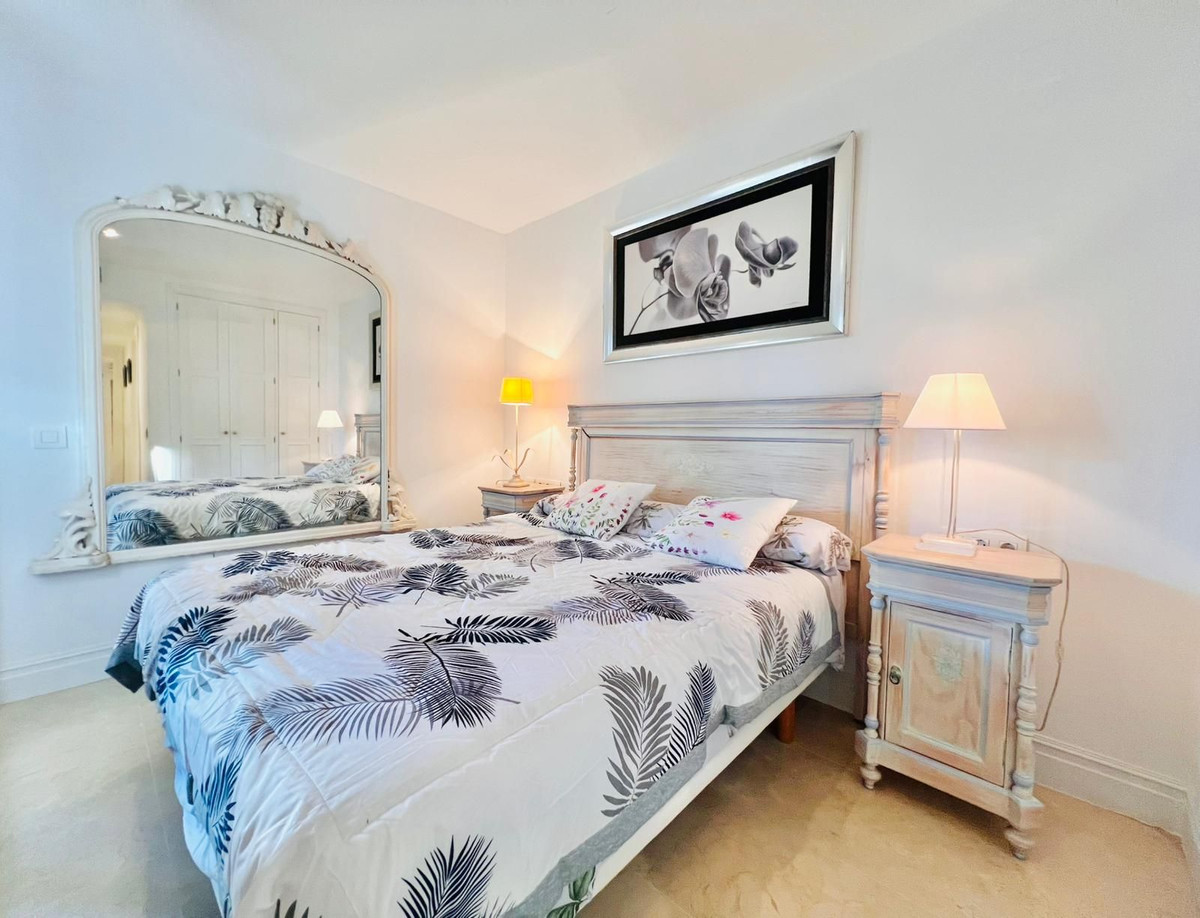 fc8efc6b06b8f723797c6ab6be36a308 - 11